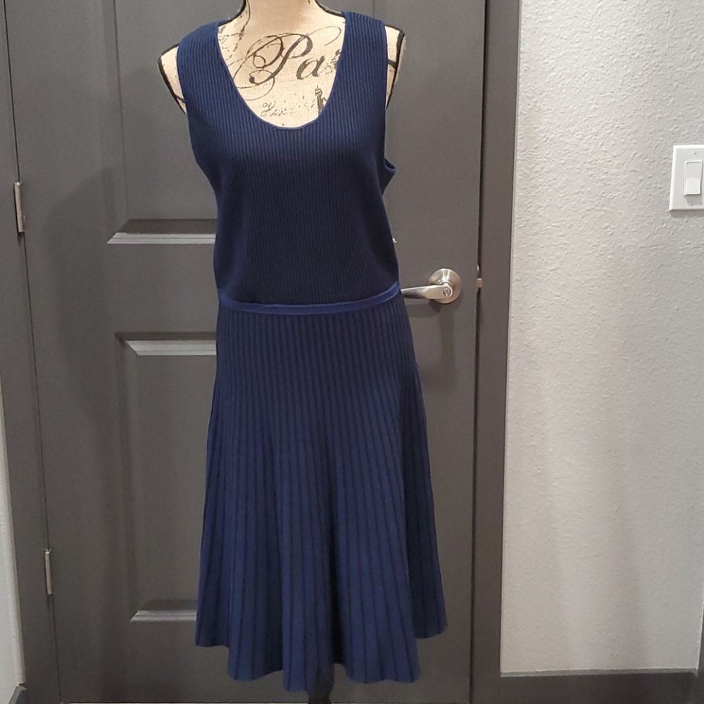 EUC Banana Republic Knit Dress